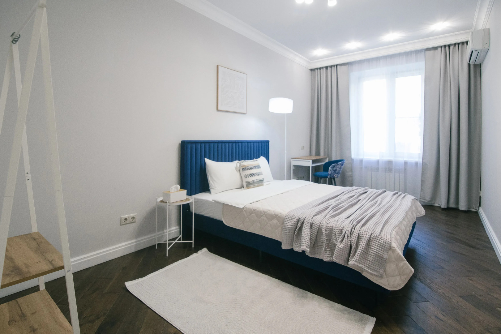 Квартира Большая трехкомнатная квартира с видом на Храм