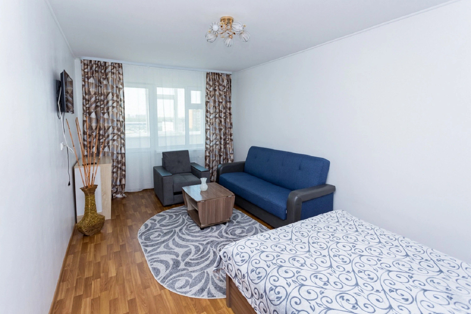 Апартаменты 1-ком. квартира на Емельянова 35А (3)