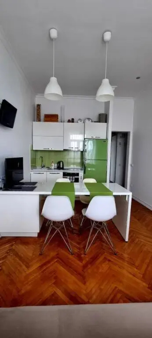 Апартаменты 3-х комнатные в центре на Светланской