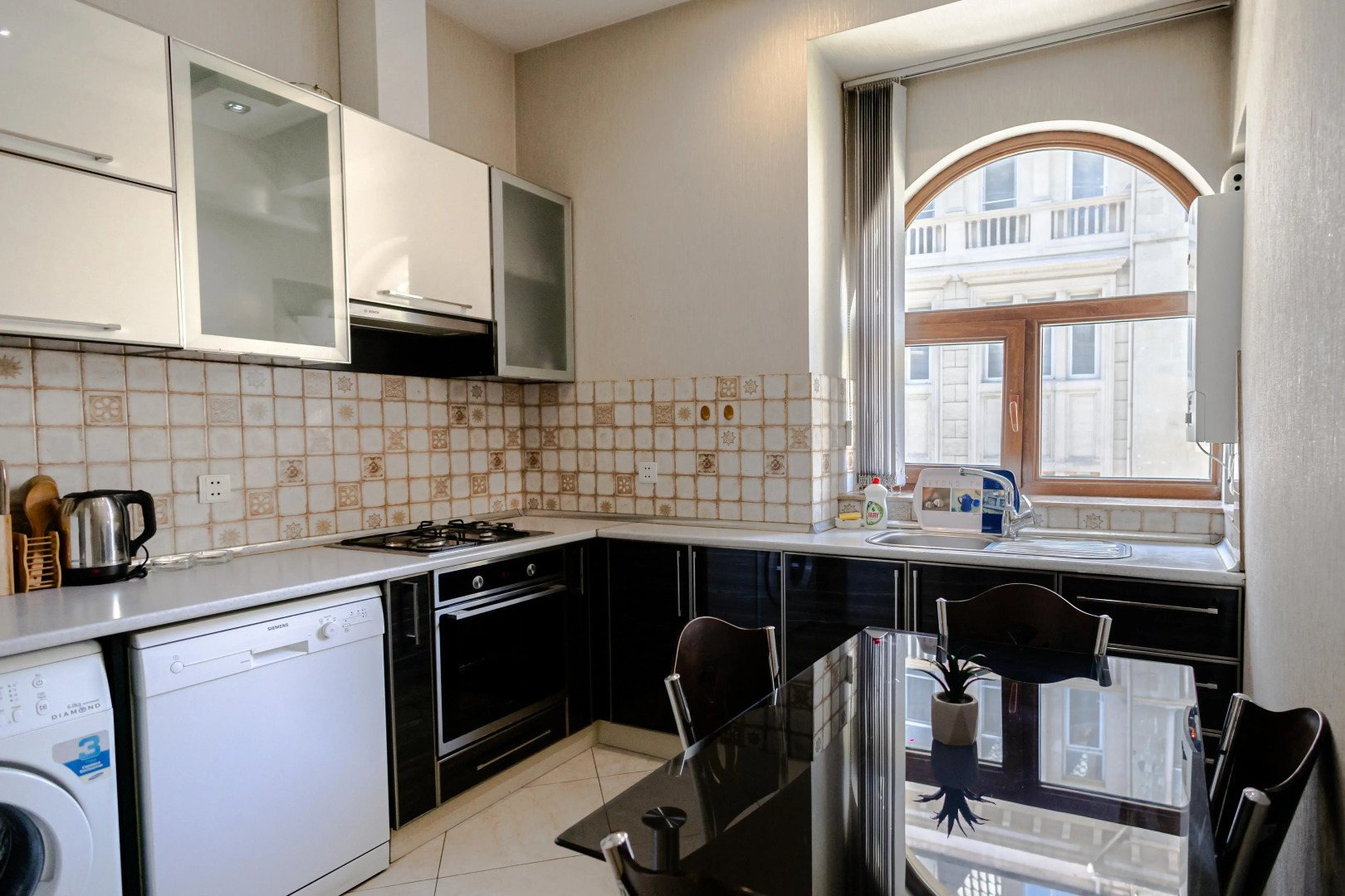 Апартаменты Односпальные с Гостиной Комнатой на Торговой улице