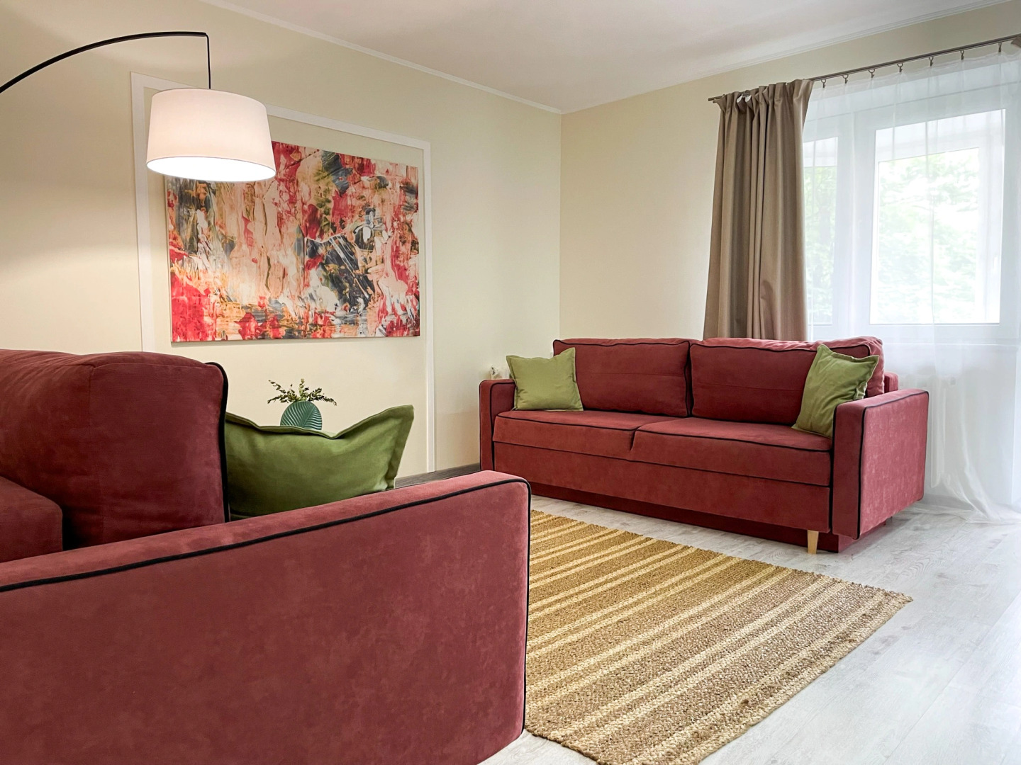 Двухкомнатные апартаменты Pro.apartment на Брамса