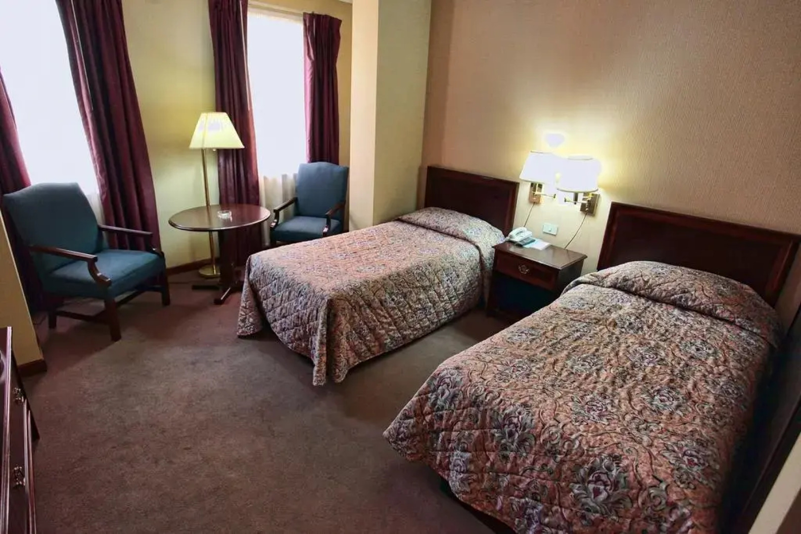 Отель Regency Albania