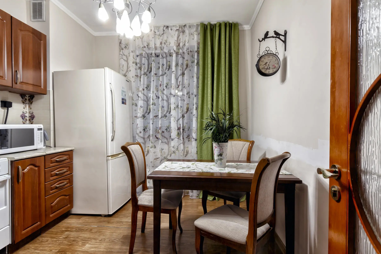 Апартаменты 22 Самый центр. Вид на горы. Идеально для командированных и туристов