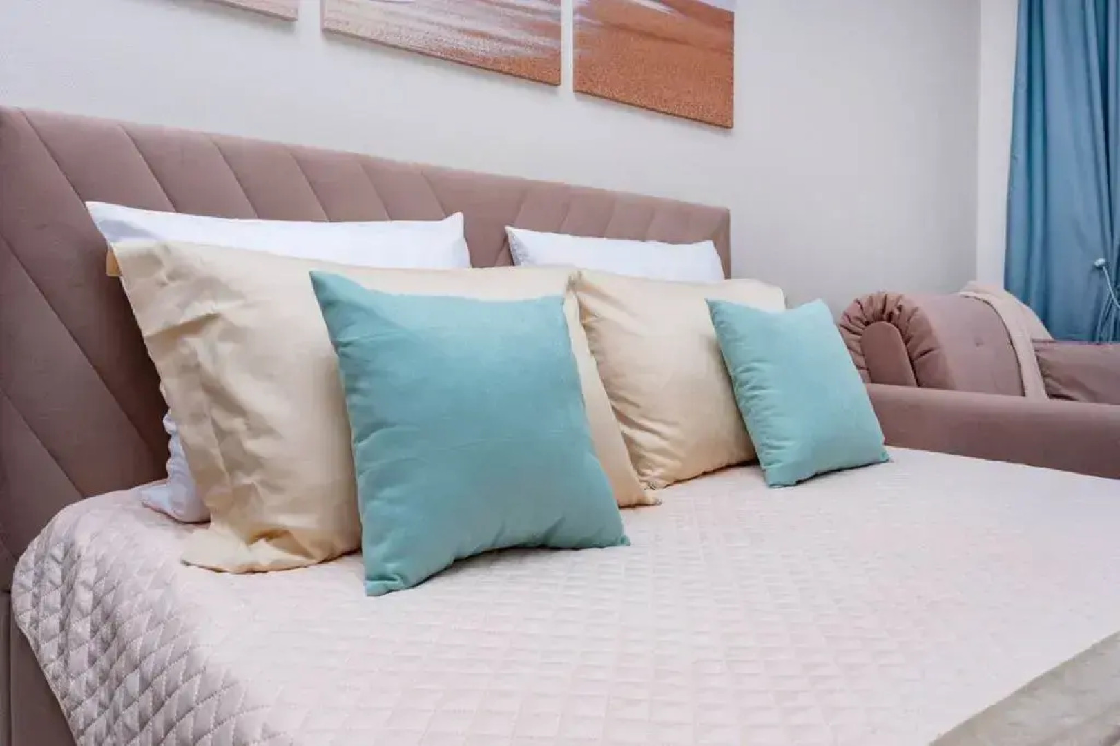 Квартира Студия ТутУют в ЖК Афи Тауэр