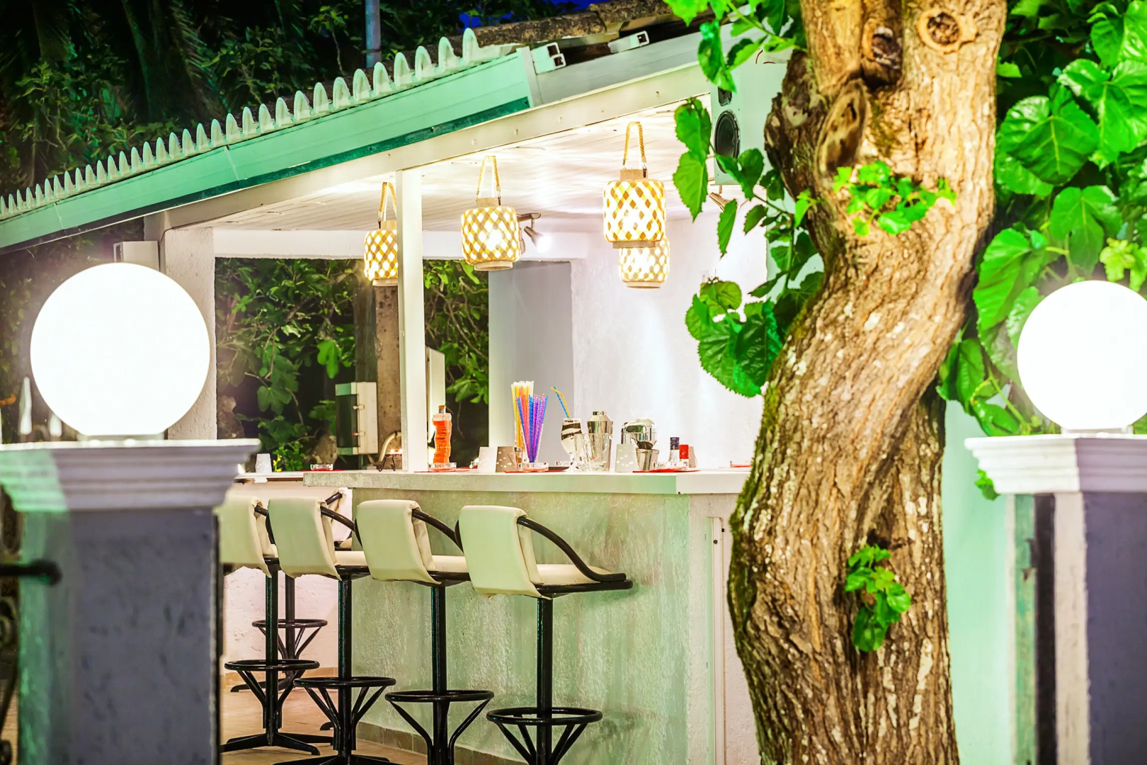 Отель Silver Bay