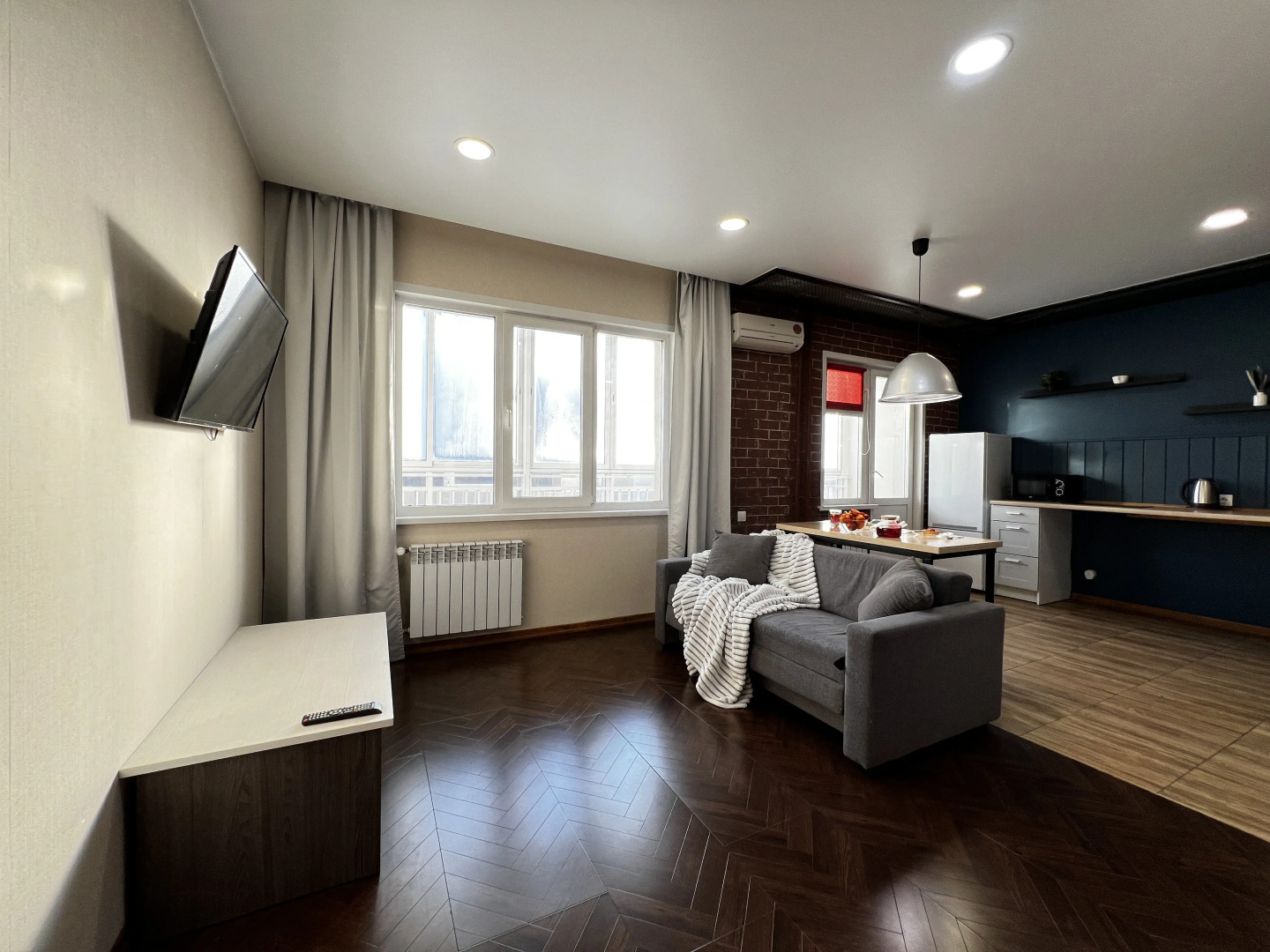 Квартира Лофт апартамент с видом на реку возле Аквапарка