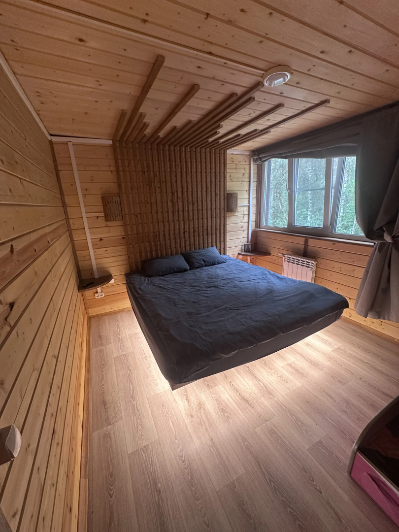 Частный дом Лешего в самом центре леса