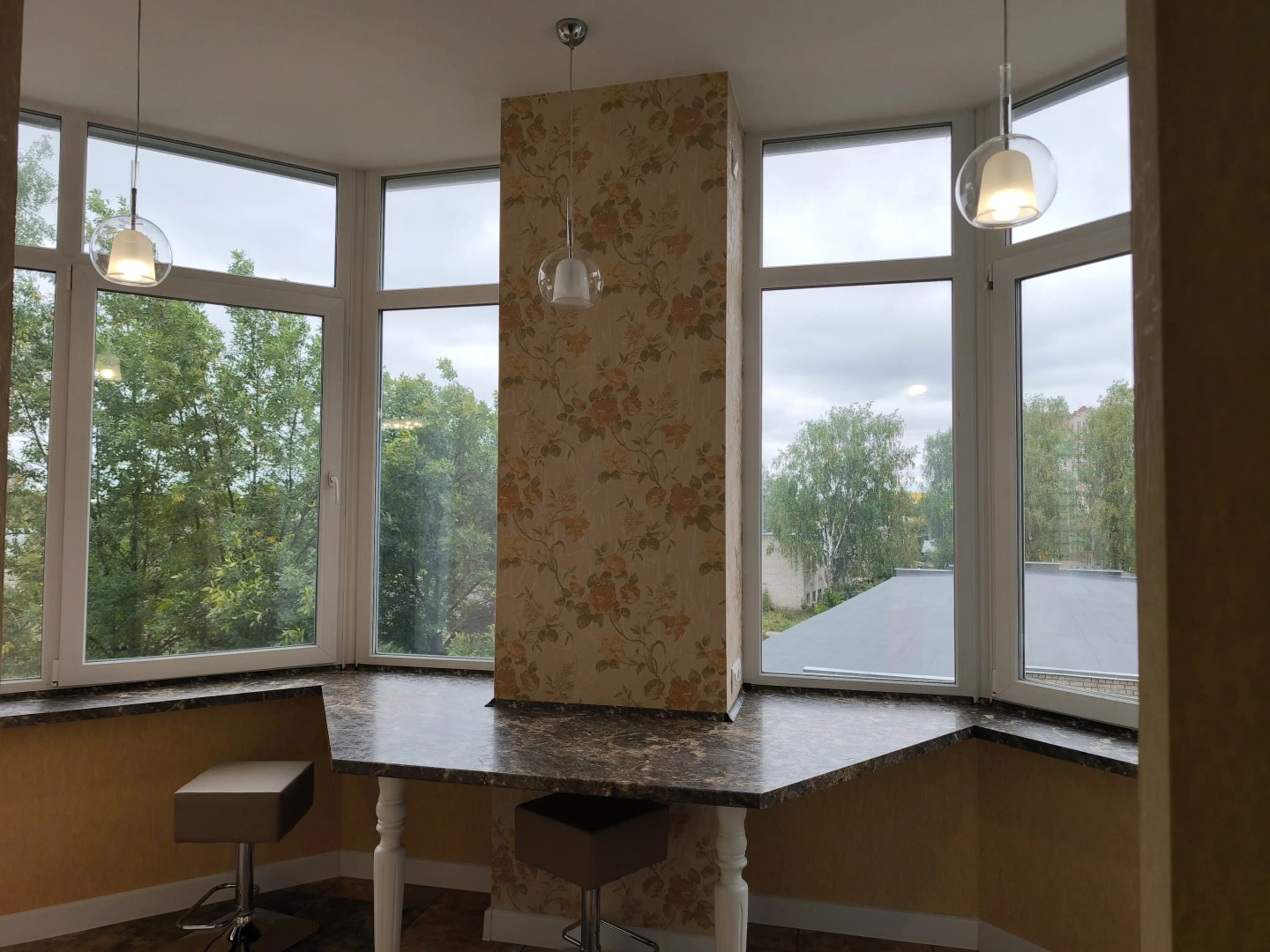 Квартира просторная на Богдана Хмельницкого