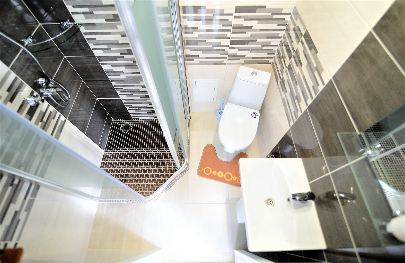 Апартаменты МЕГАПОЛИС ул. Большая Манежная 13-В-75