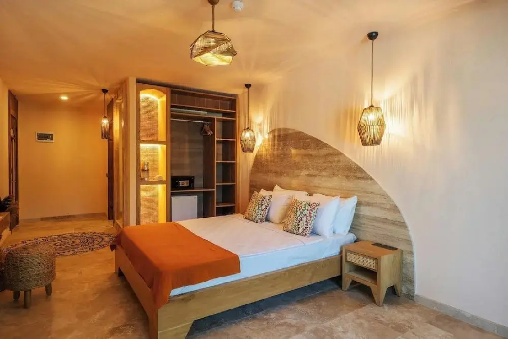 Отель Inone Mucho Selection Hotel