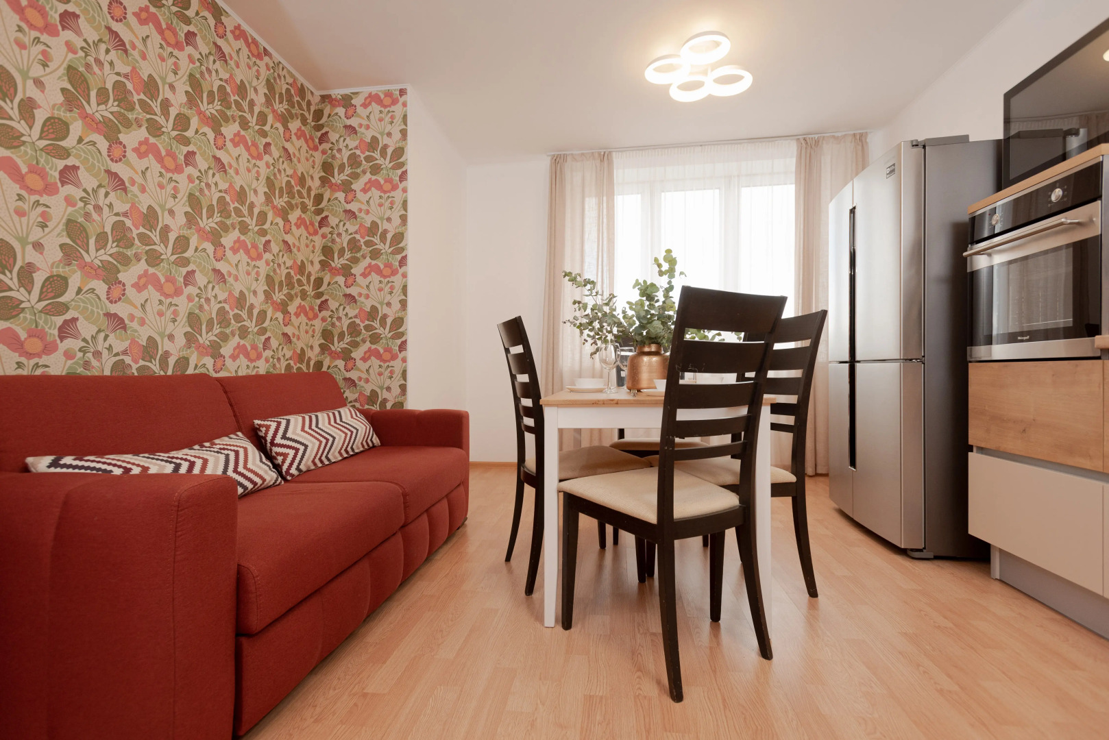 Квартира ApartHause просторные в тихом районе