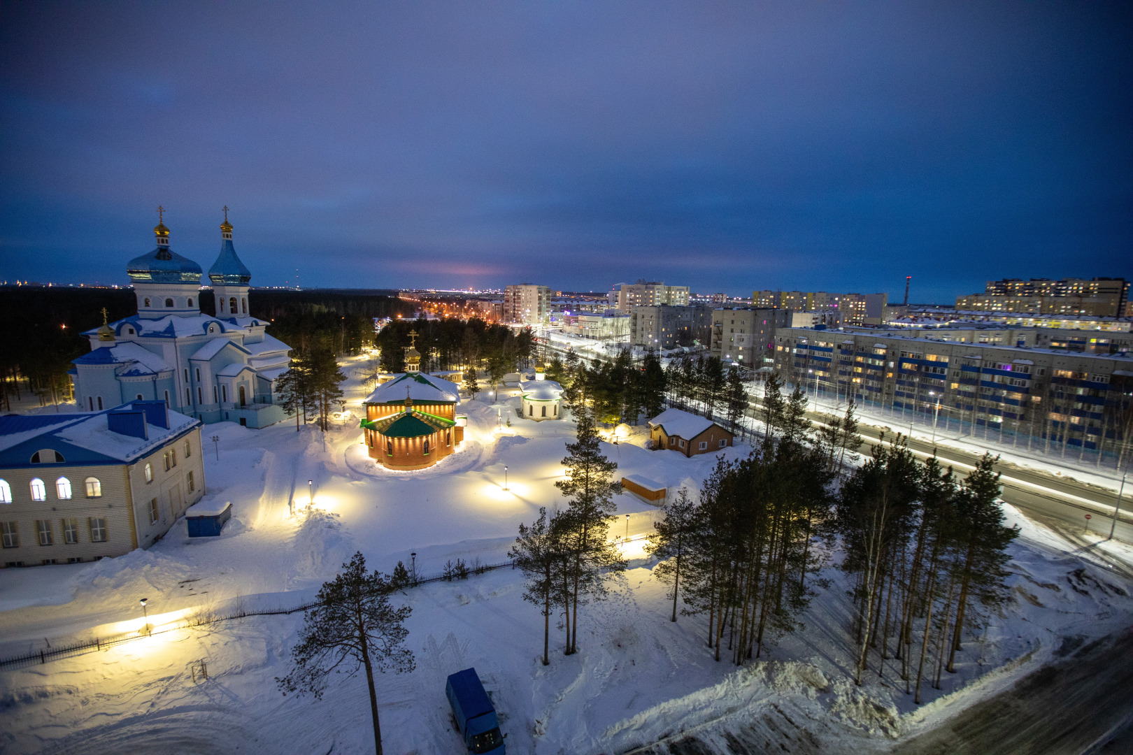2-к. полноценная квартира, класса люкс, с панорамой на храмовый комплекс