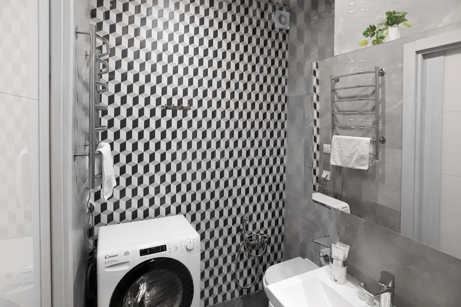 Апартаменты Lalapart Aristocrat с рабочим столом в ЖК Савеловский Сити