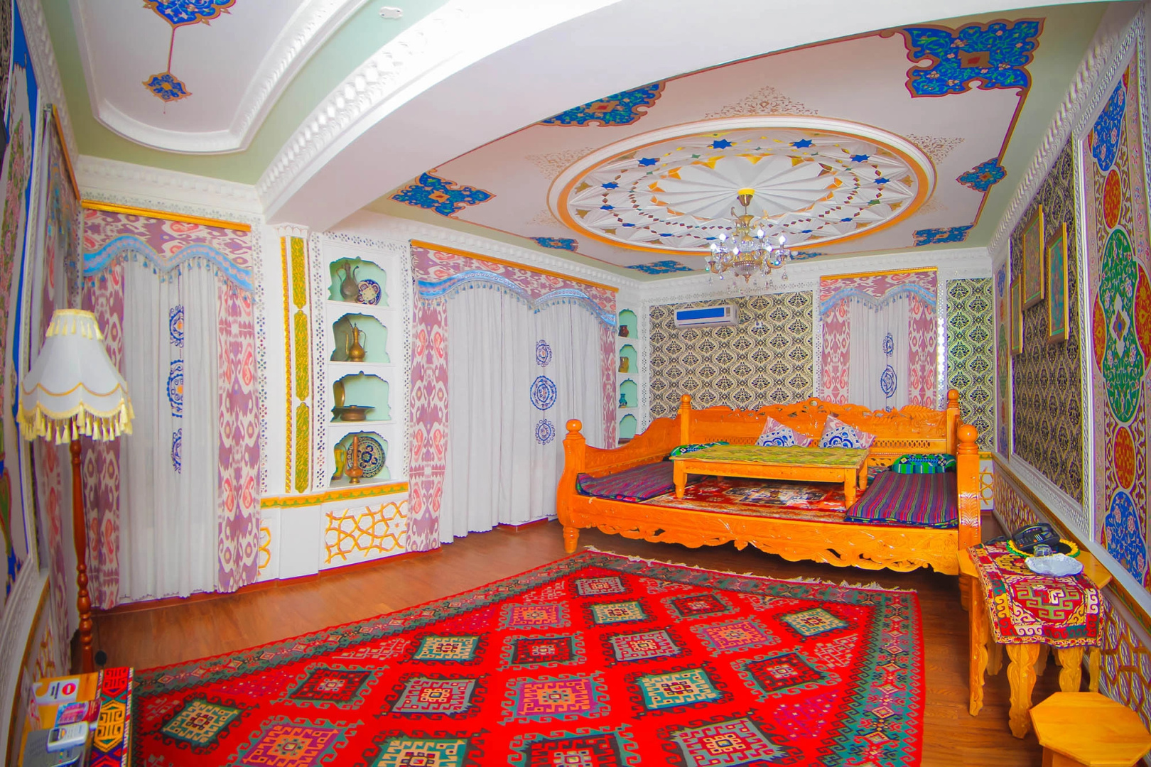 Отель Khuand Deluxe