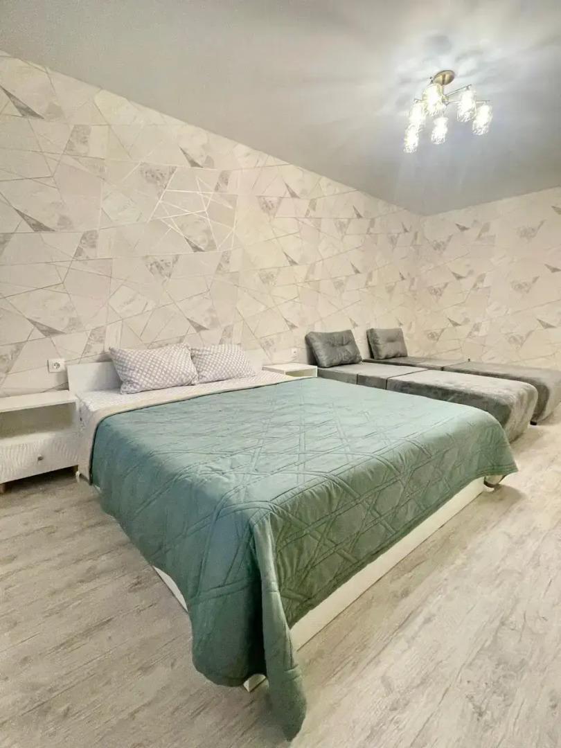 Апартаменты Апрель на ул. Великанова