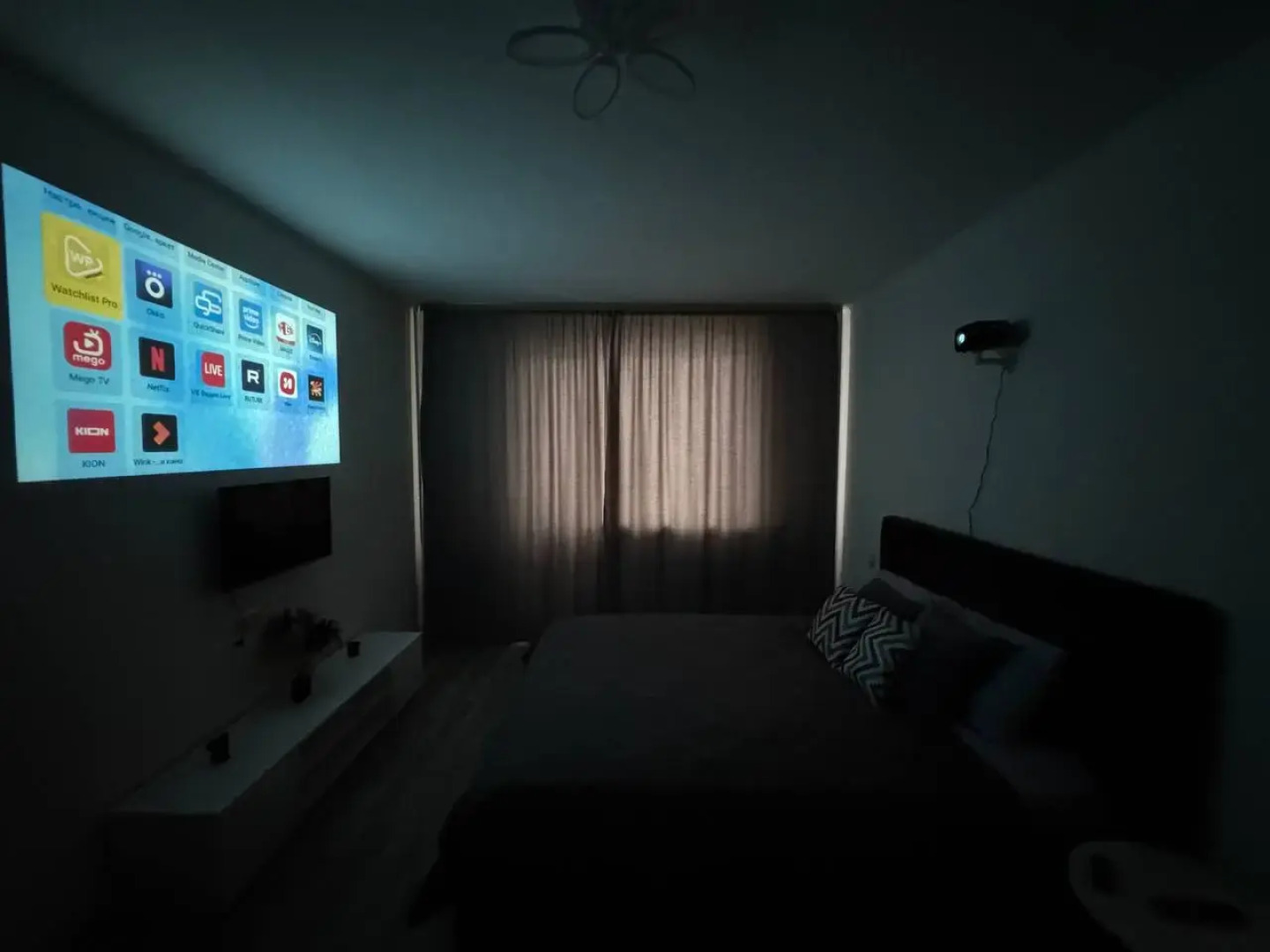 Апартаменты Ассорти на 12 Этаже с Потрясающим Видом на Реку Обь