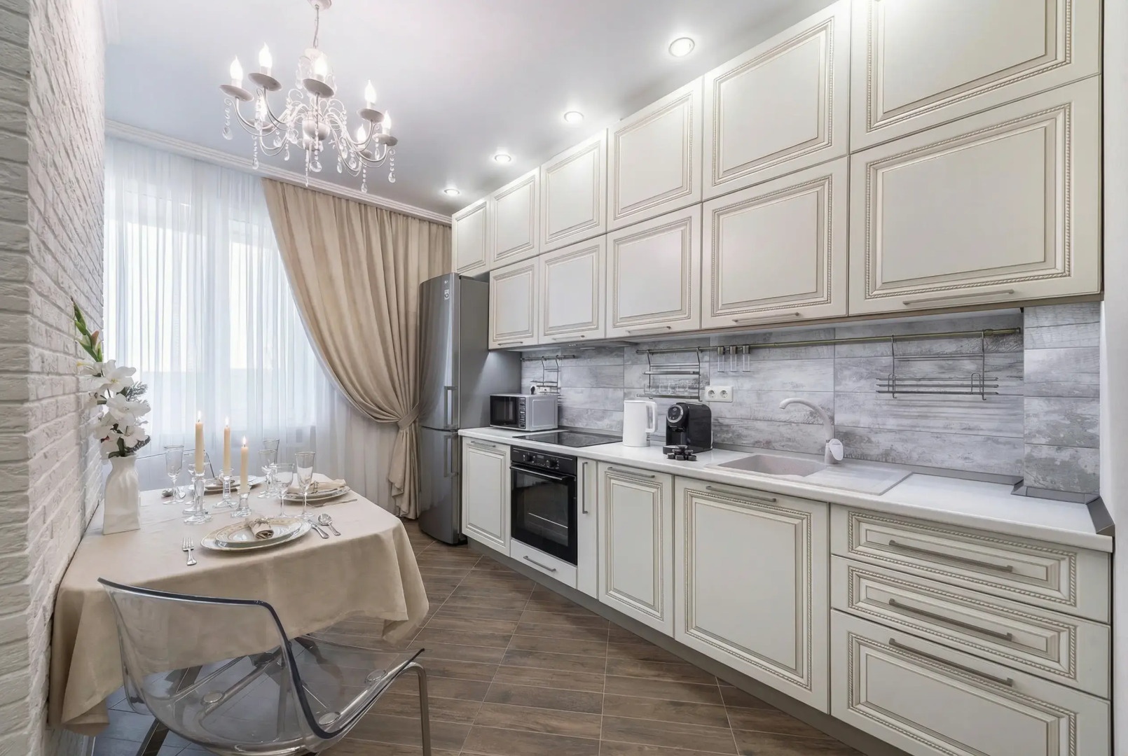 Апартаменты Admiral nearby Hilton 1