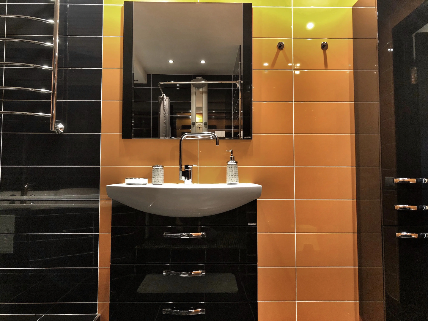 Апартаменты 5-комнатный люкс у озера на Мещерском бульваре