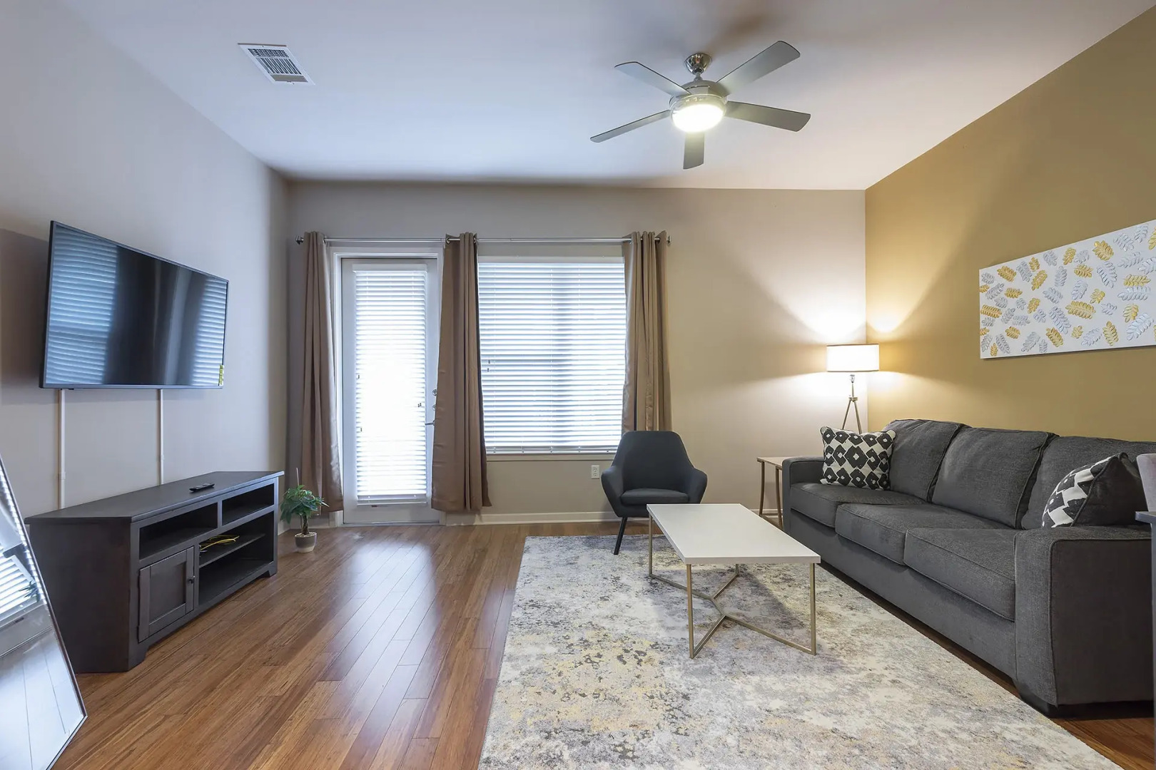 Апарт-отель Elan Med Center 225