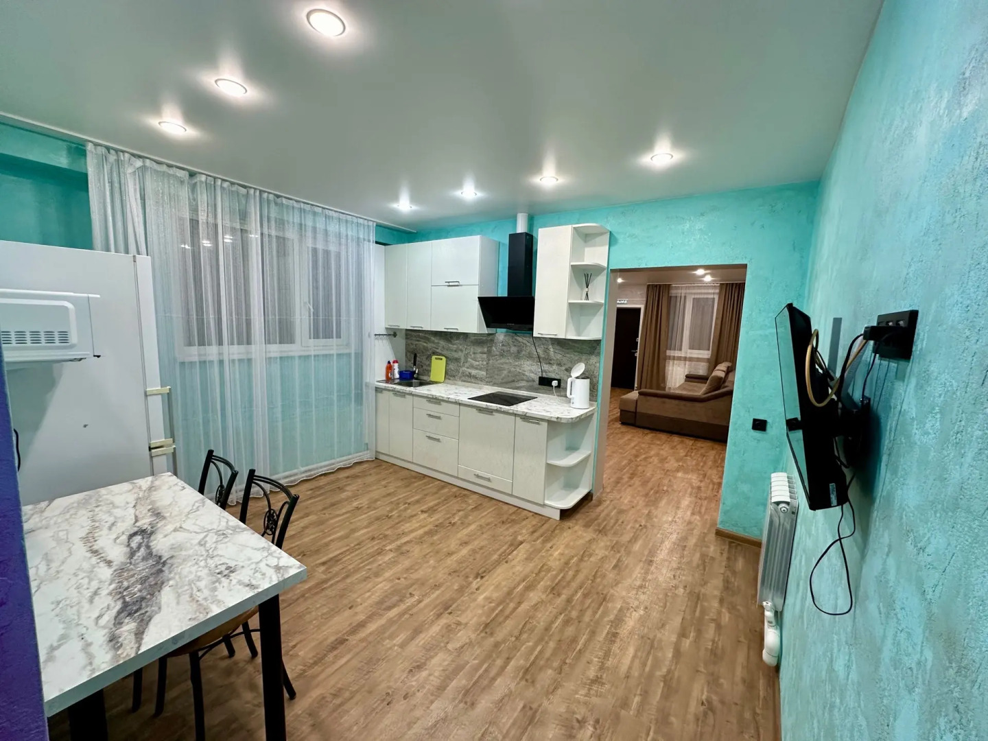 Апартаменты Двухкомнатные Улучшенные Ужурская День & Ночь 4