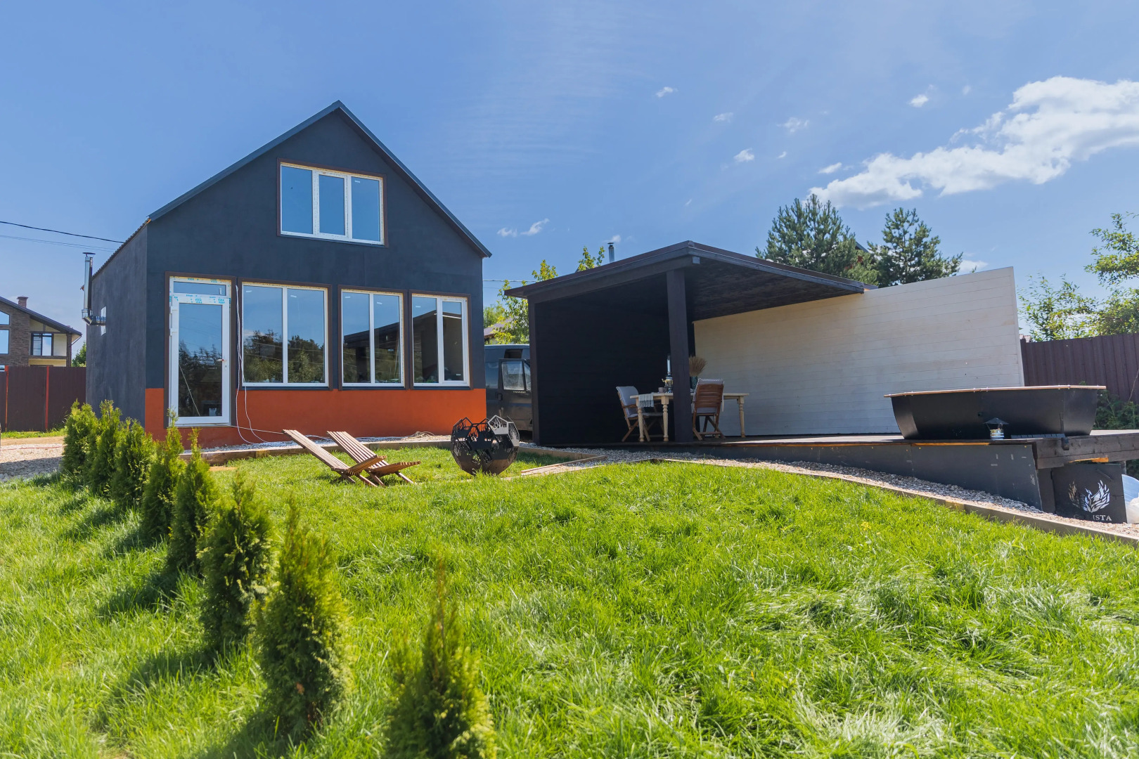 Частный дом с чаном и баней на берегу озера