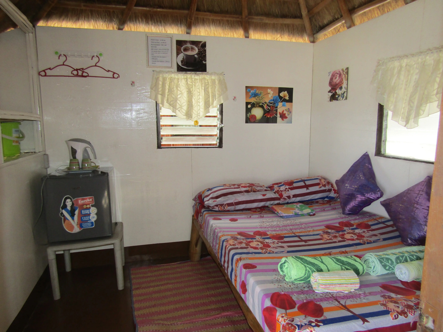 Бунгало Bamboo village on the beach