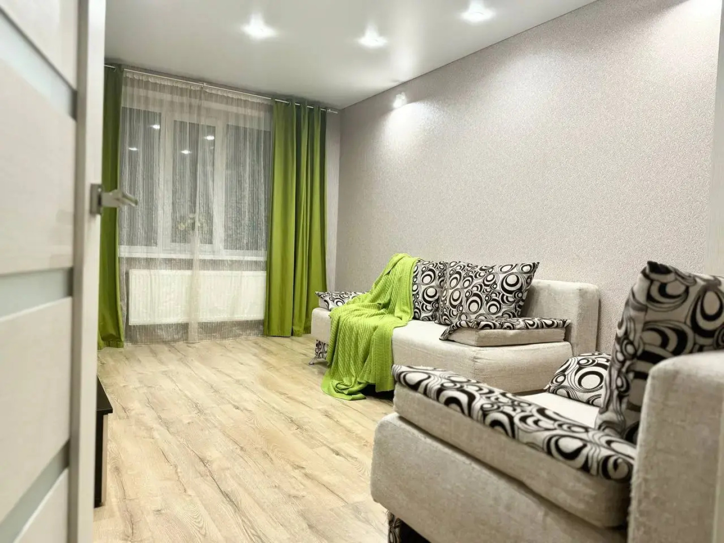 Апартаменты Трёхкомнатный люкс в Ботаническом саду