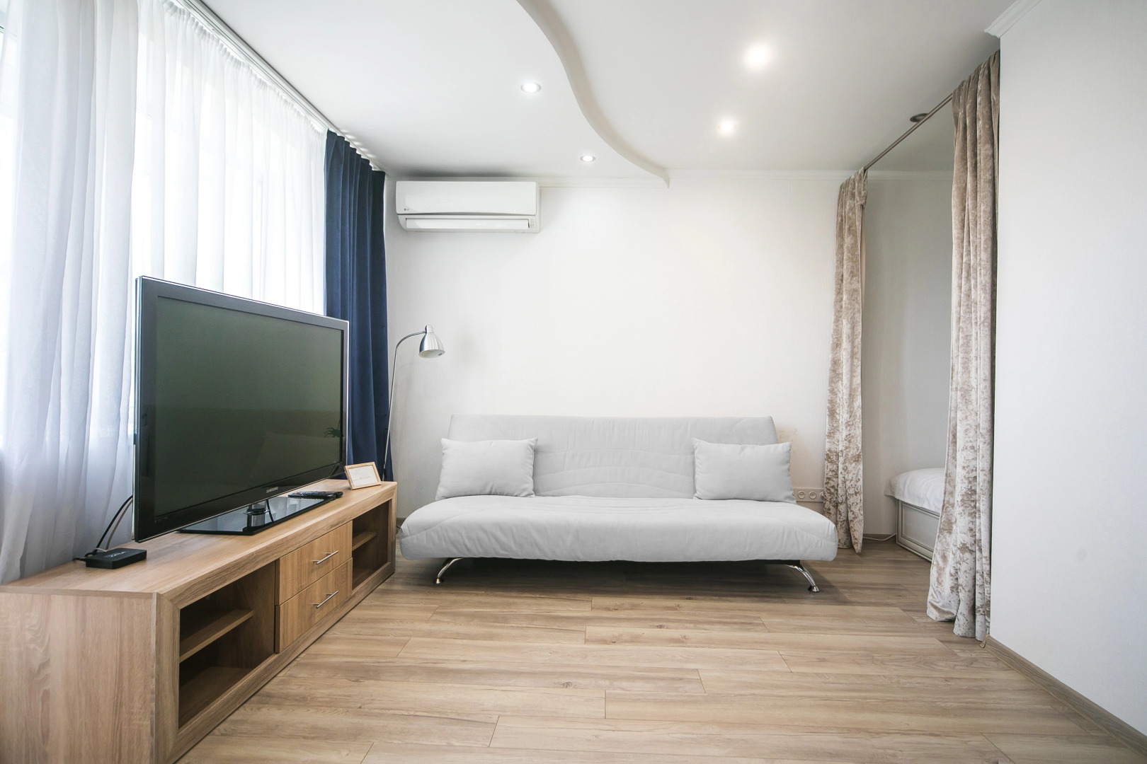 Апартаменты Однокомнатные Якуба Коласа Цум