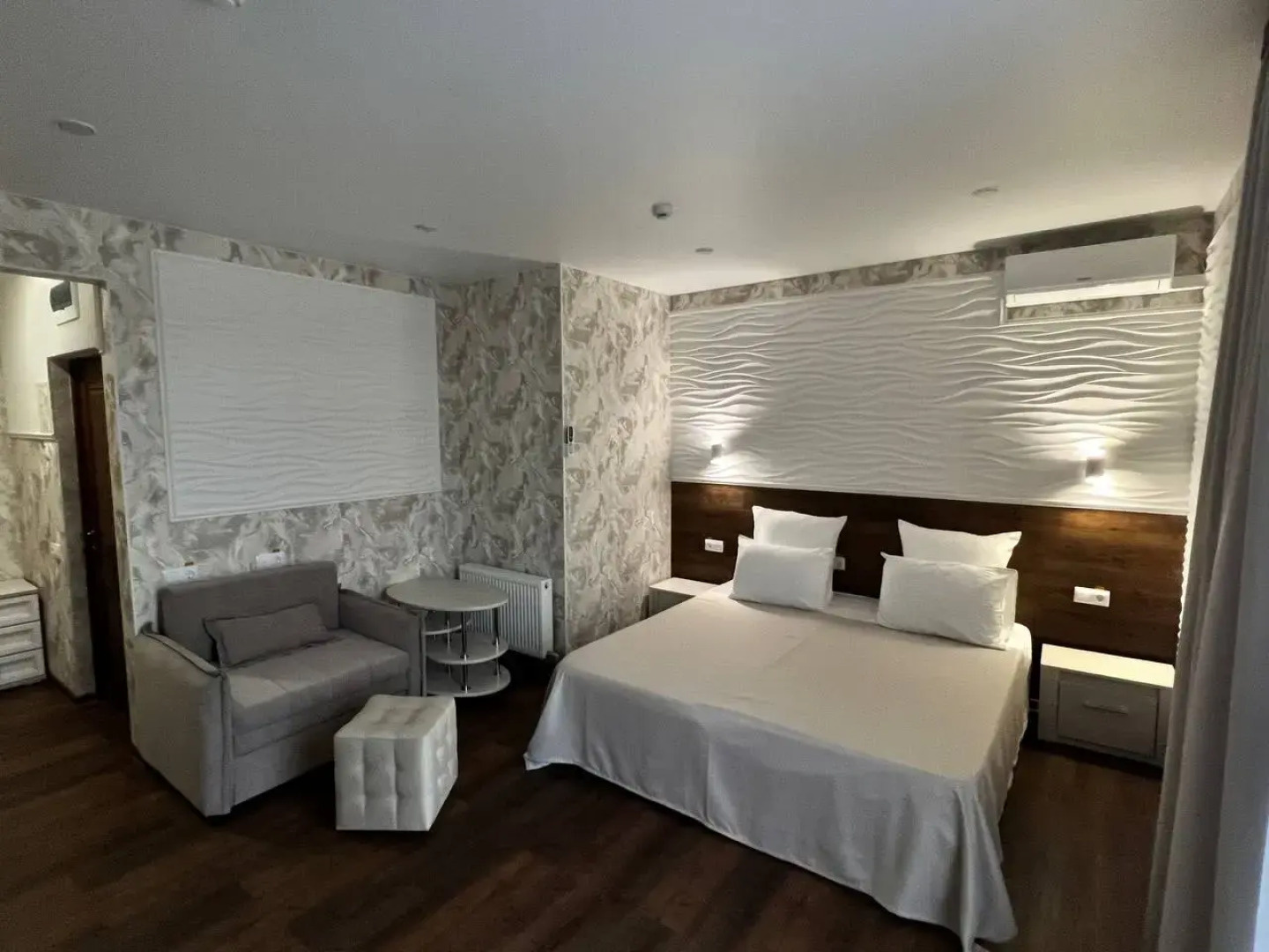 Отель Викинг