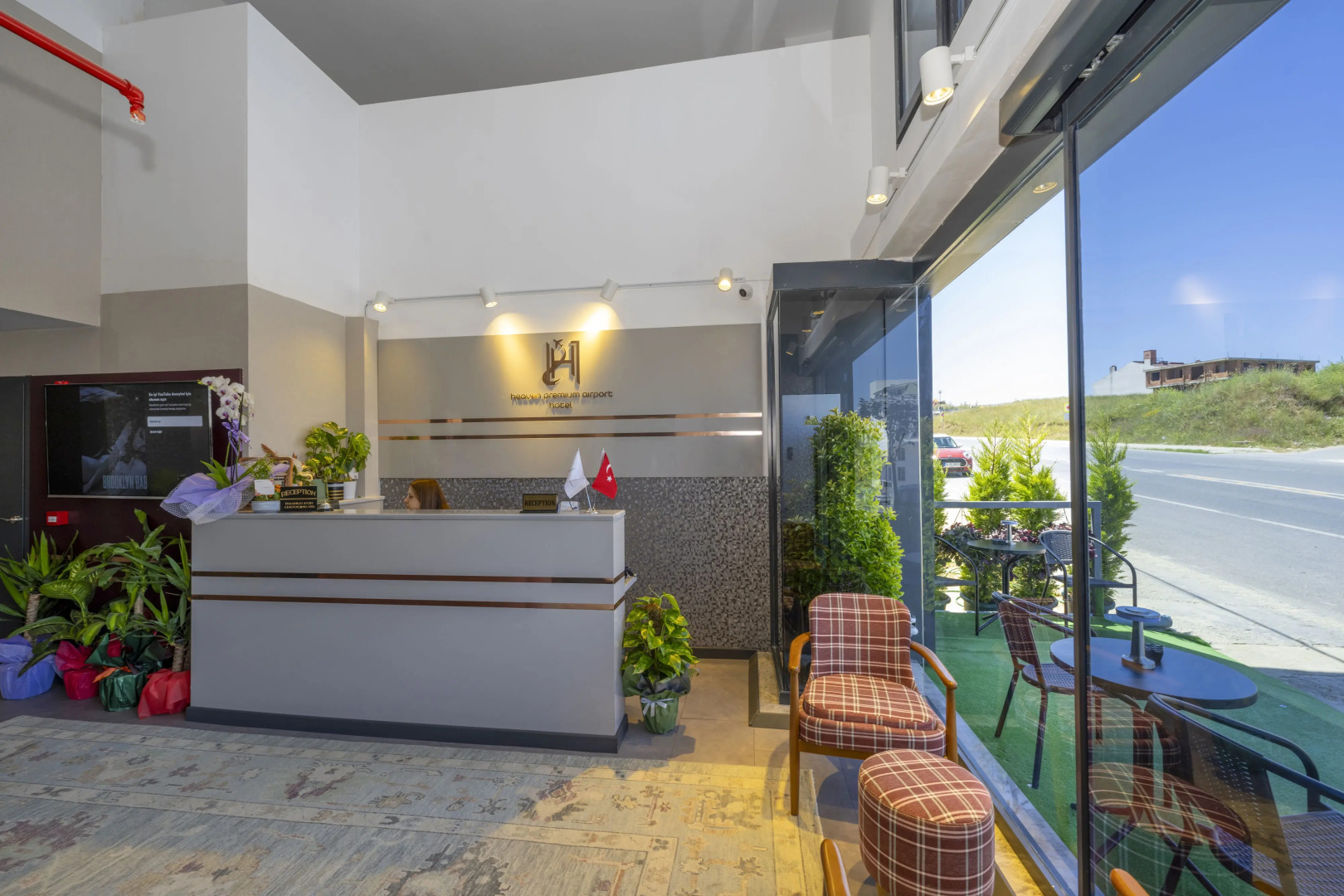 Отель Heaven Premium Airport