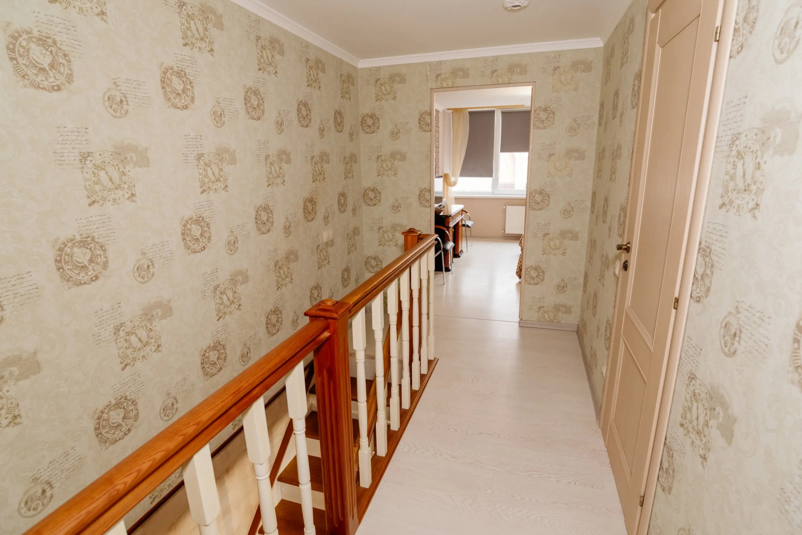 Частный дом Дом в Центре на Адмирала Крюйса до 15 чел в 100 м Аква парк и пляж