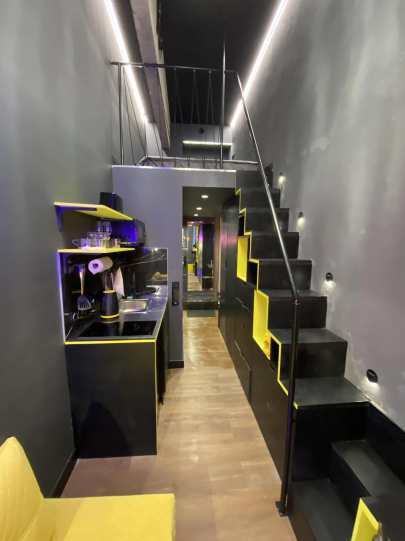 Апартаменты StudioV Batman