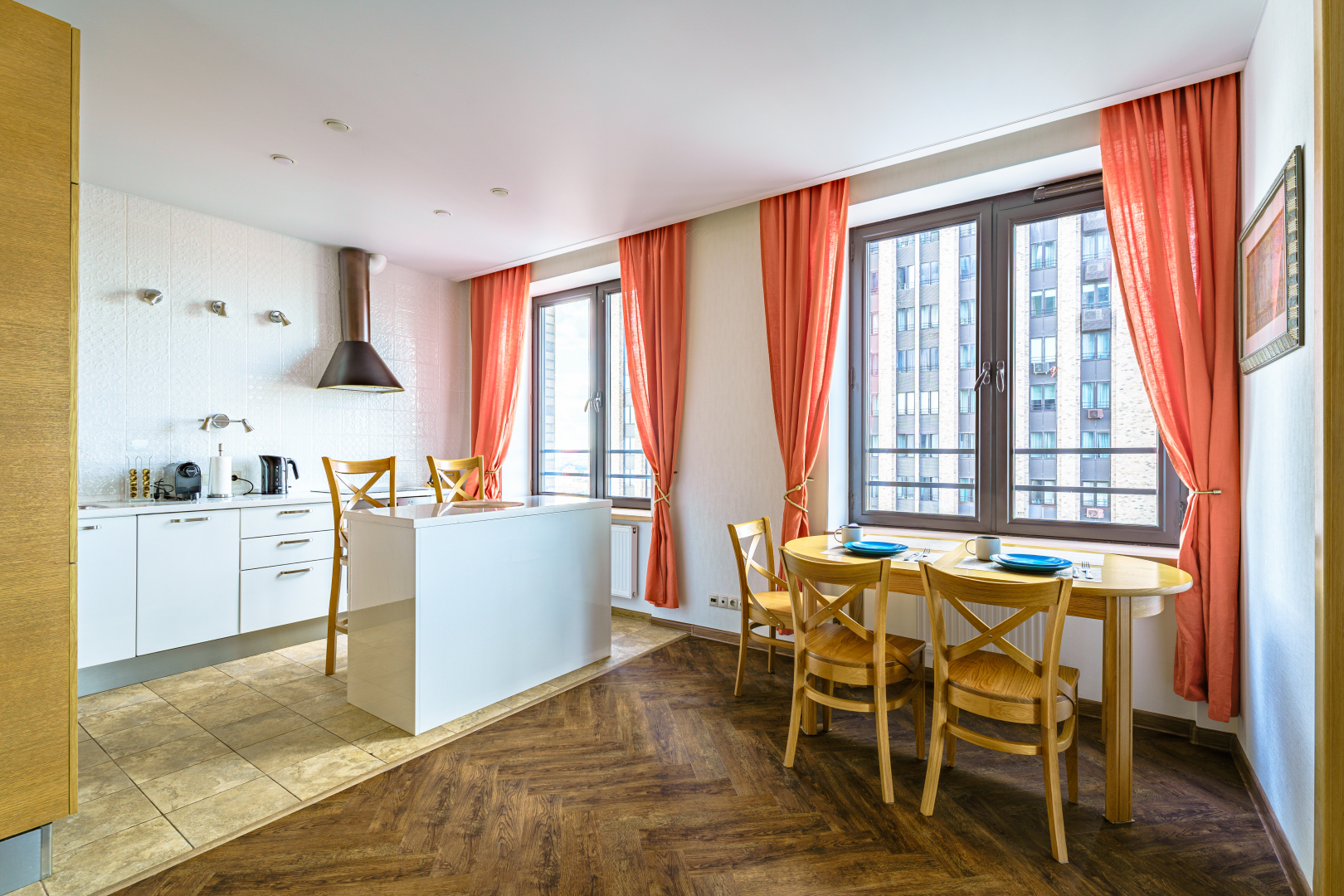 Квартира Lalapart Vintage House с отдельным рабочим кабинетом в небоскребе