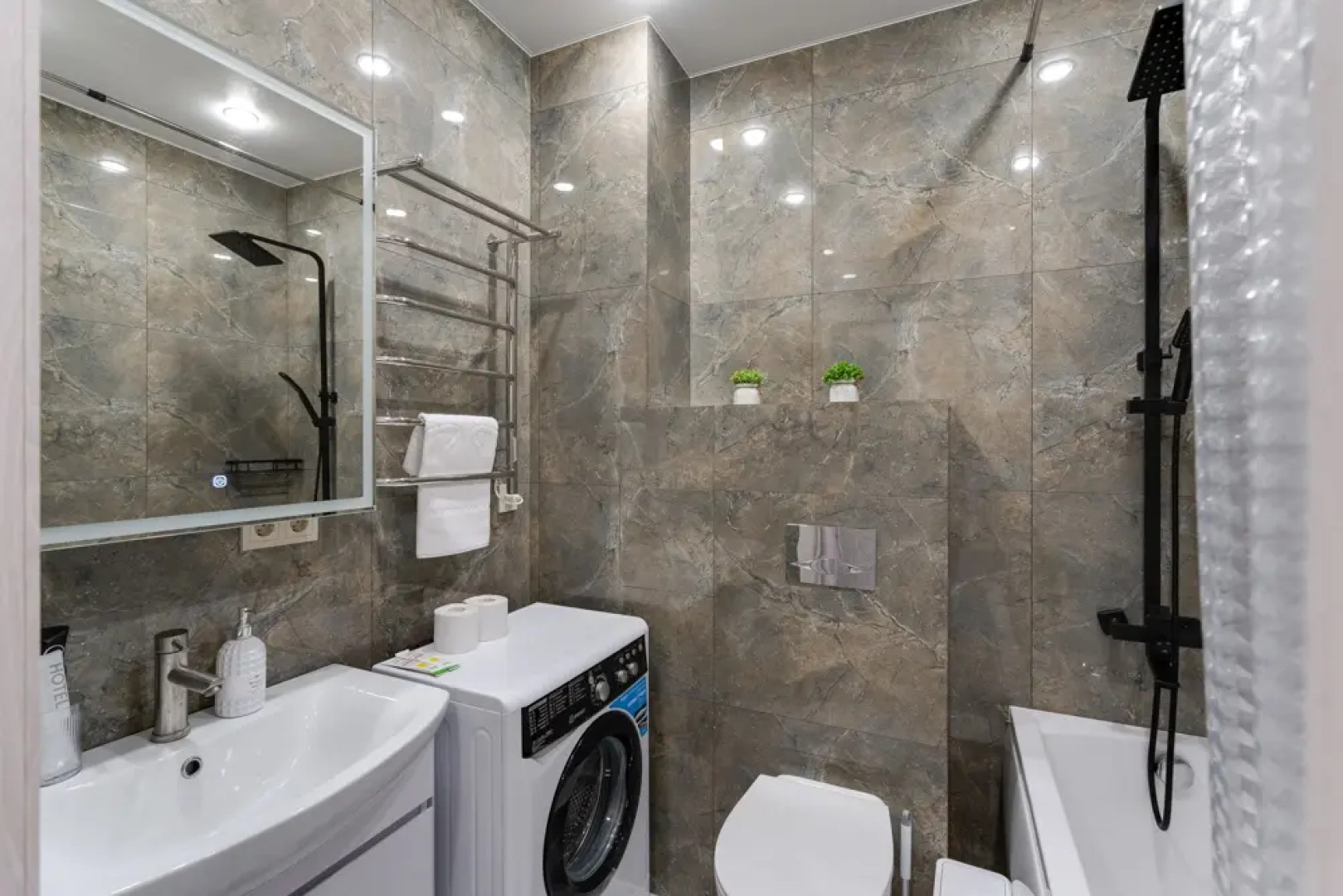 Апартаменты UraganApart Сияние