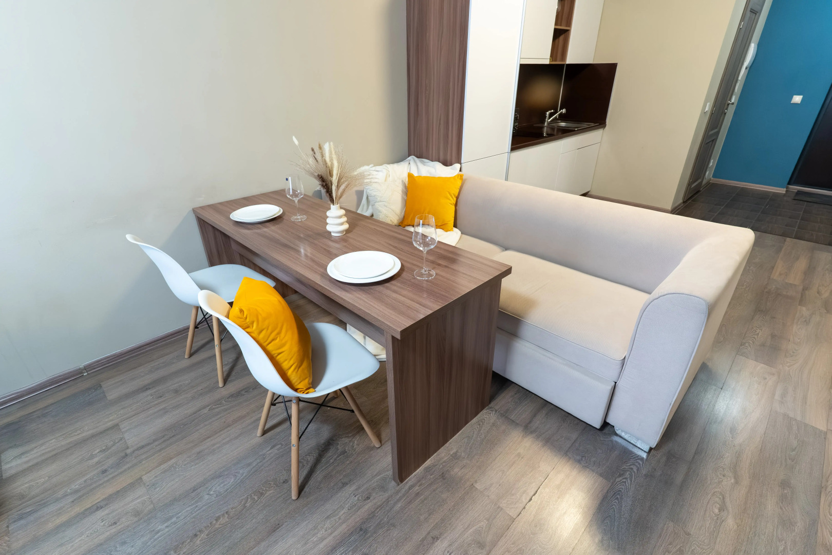 11 Апартаменты RADIUS Малышева 42А (20)