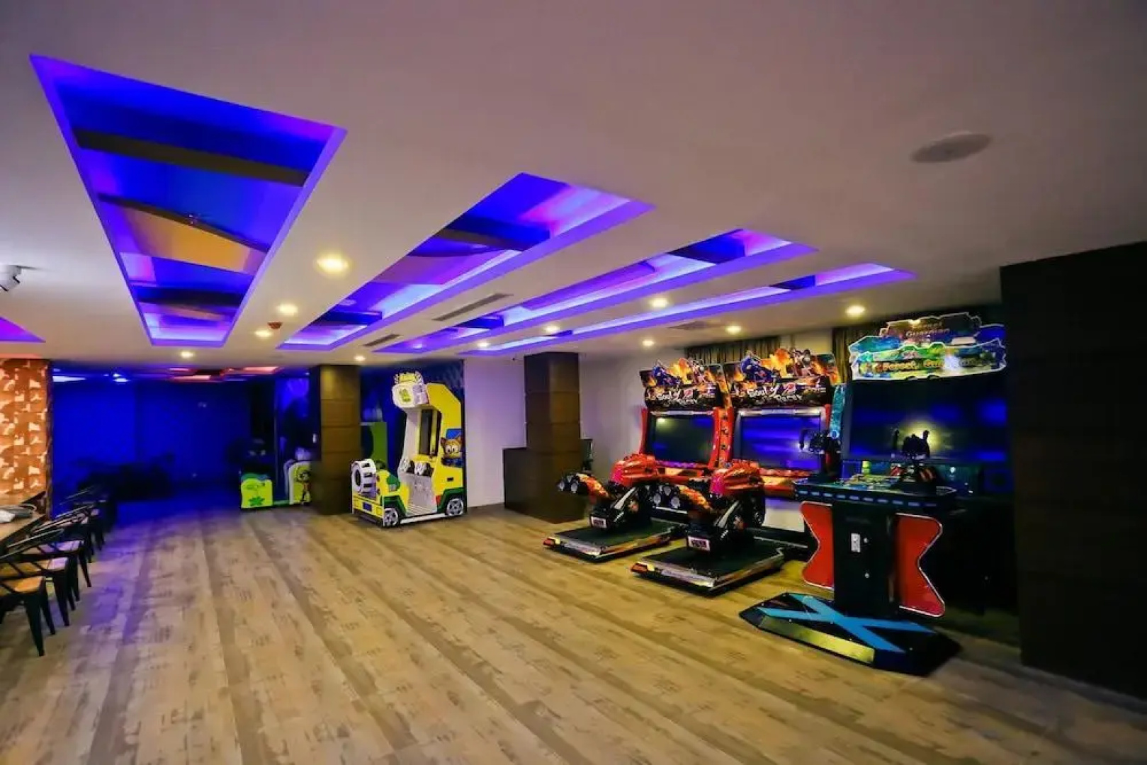 Отель Zabeer Hotel International