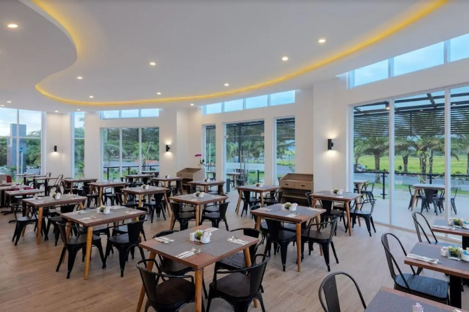 Отель Fave+ Banjarbaru