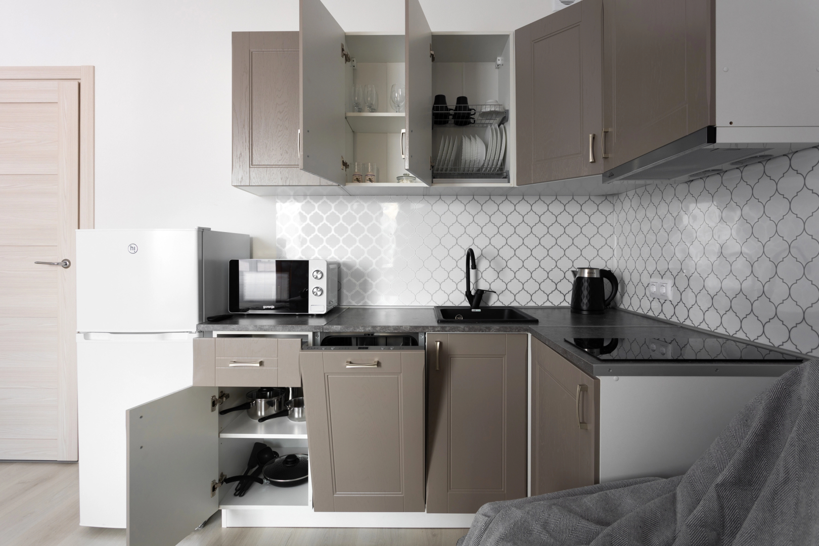 Квартира Dubrovskiy apart рядом с аэропортом