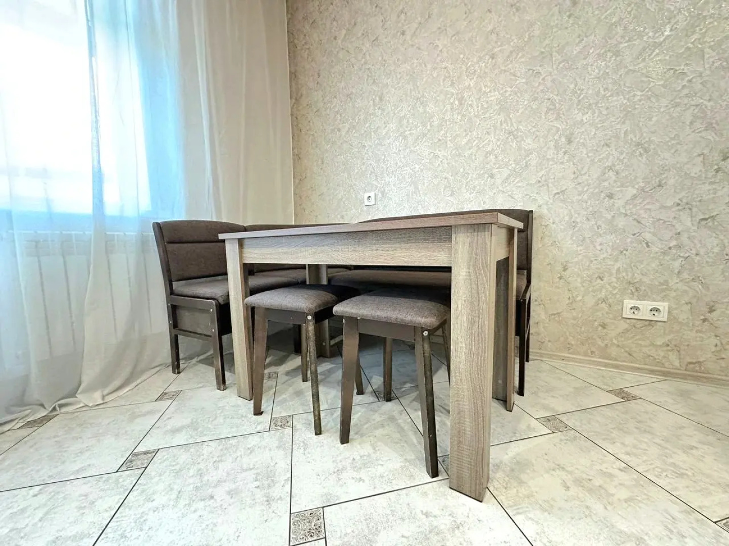 Квартира Двухкомнатная с балконом на Притомском