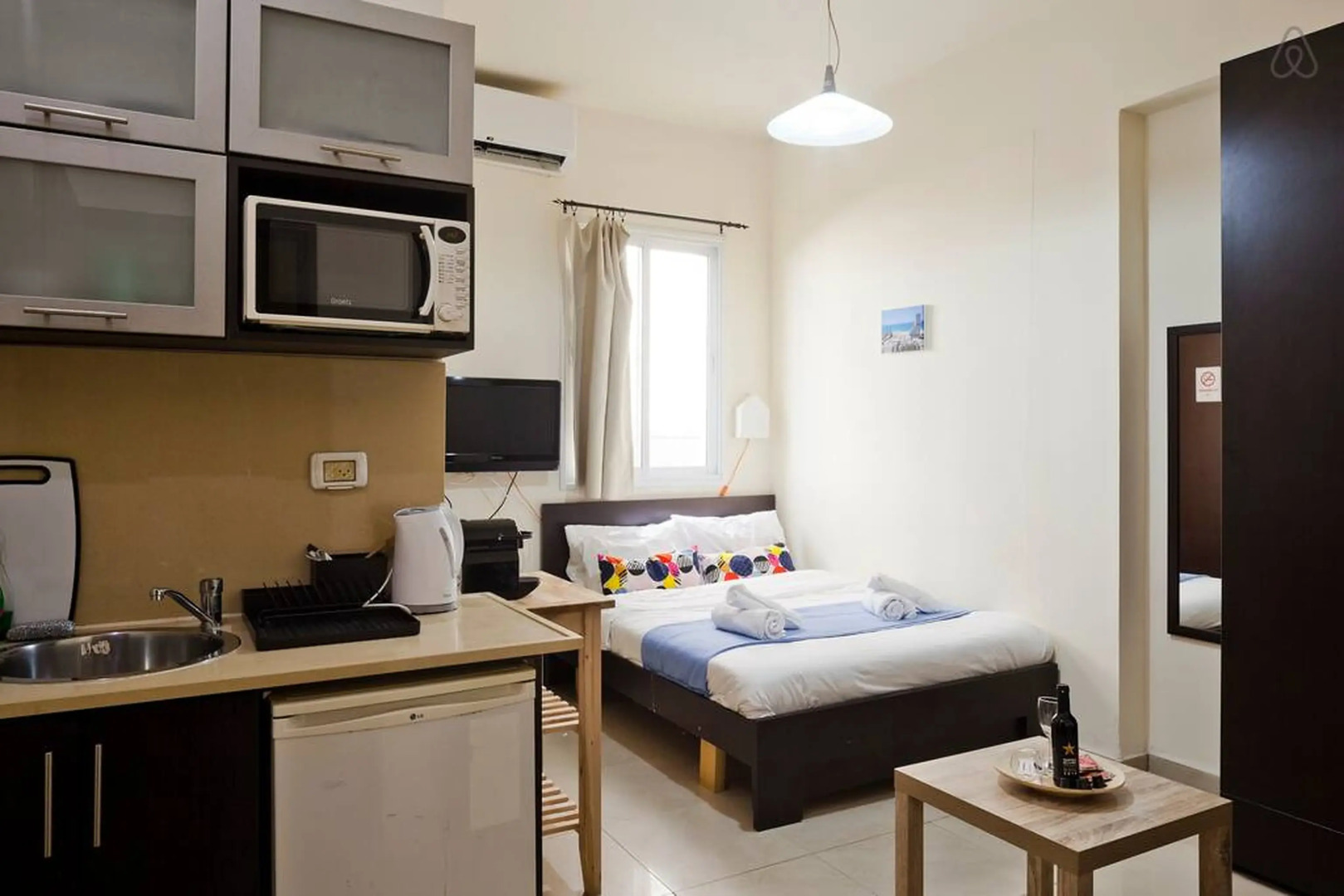 NHE Rothschild Apartments