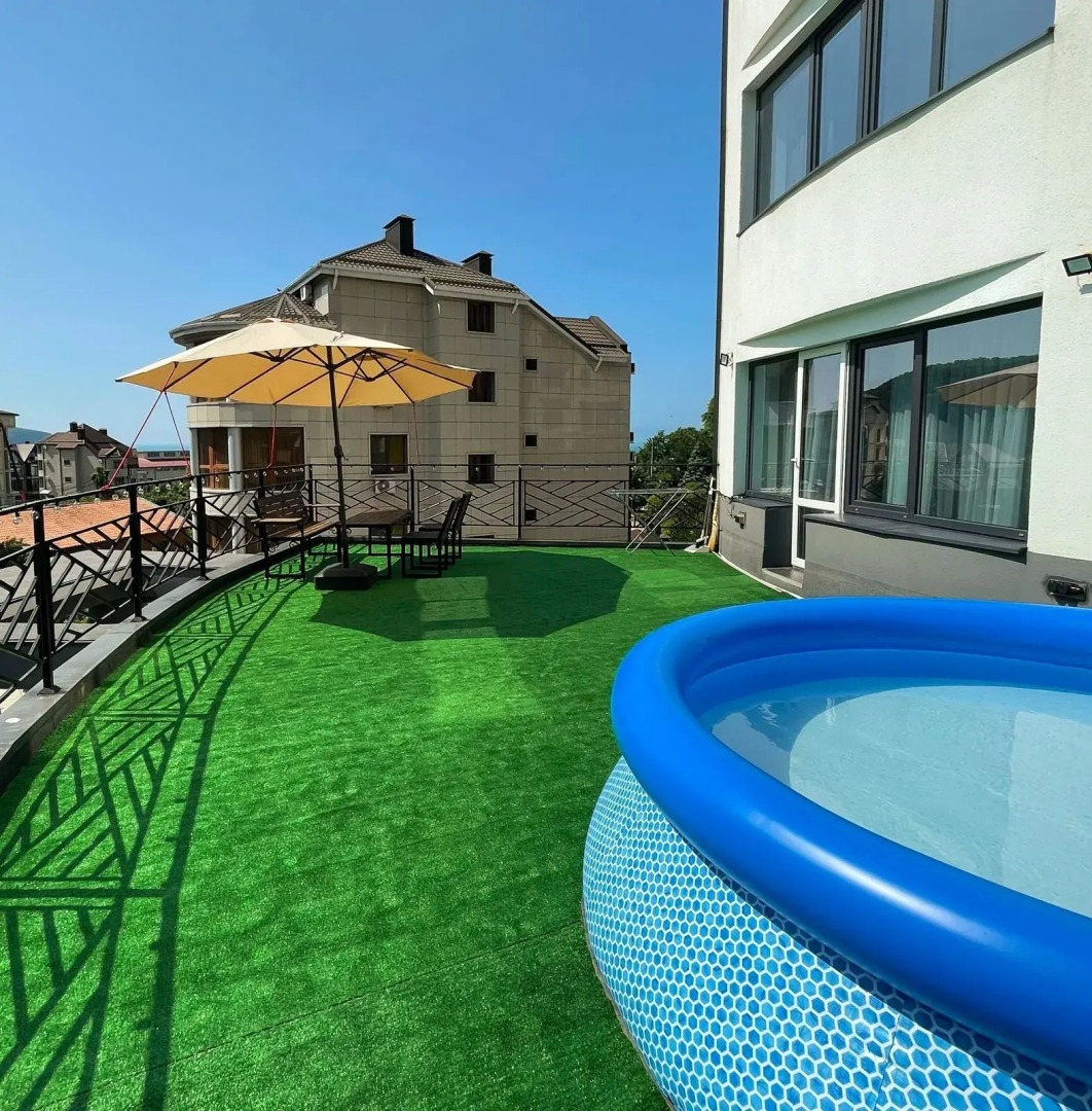 Апартаменты с Террасой с Собственным Бассейном 3 Минуты от Моря