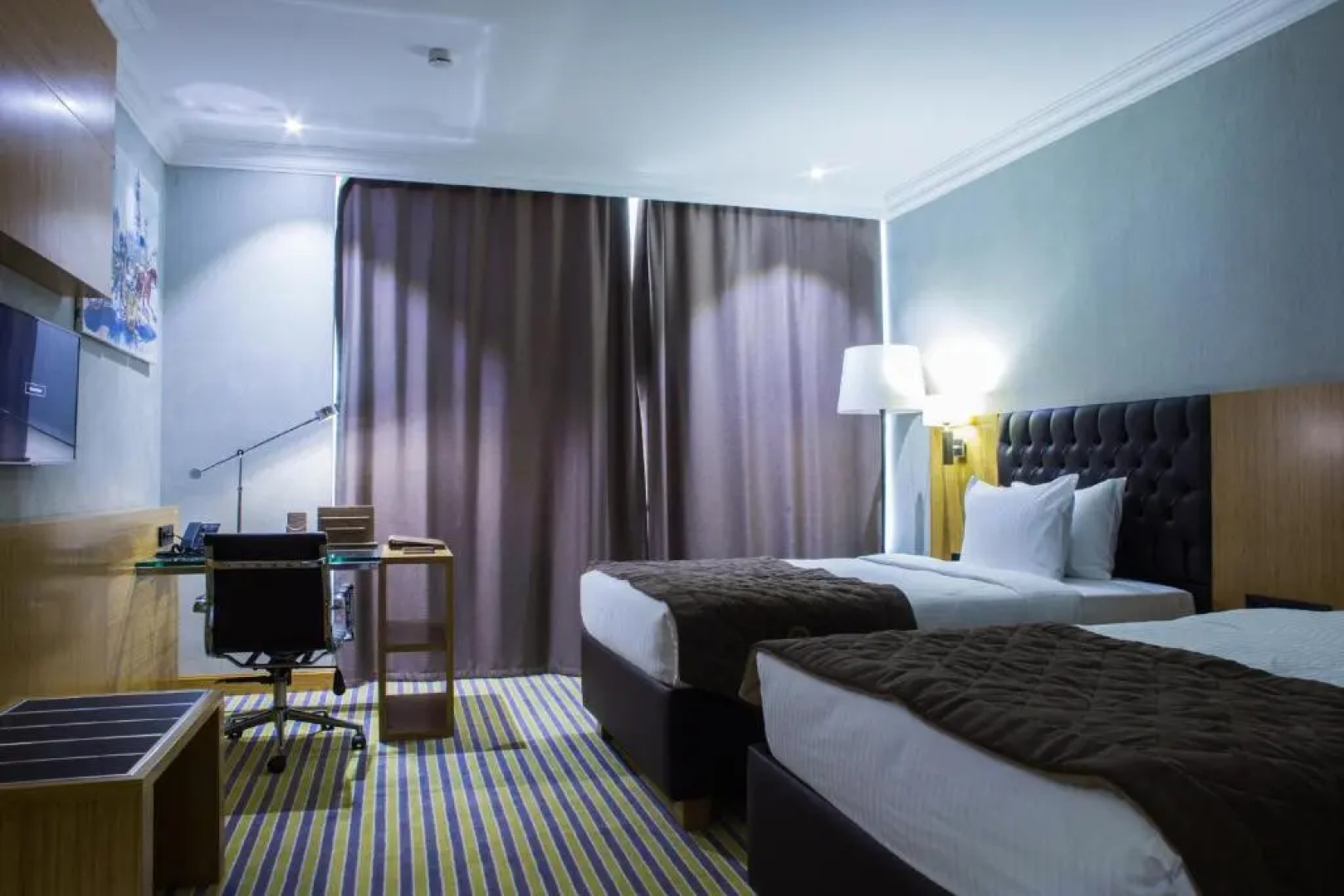Aidana Plaza Hotel