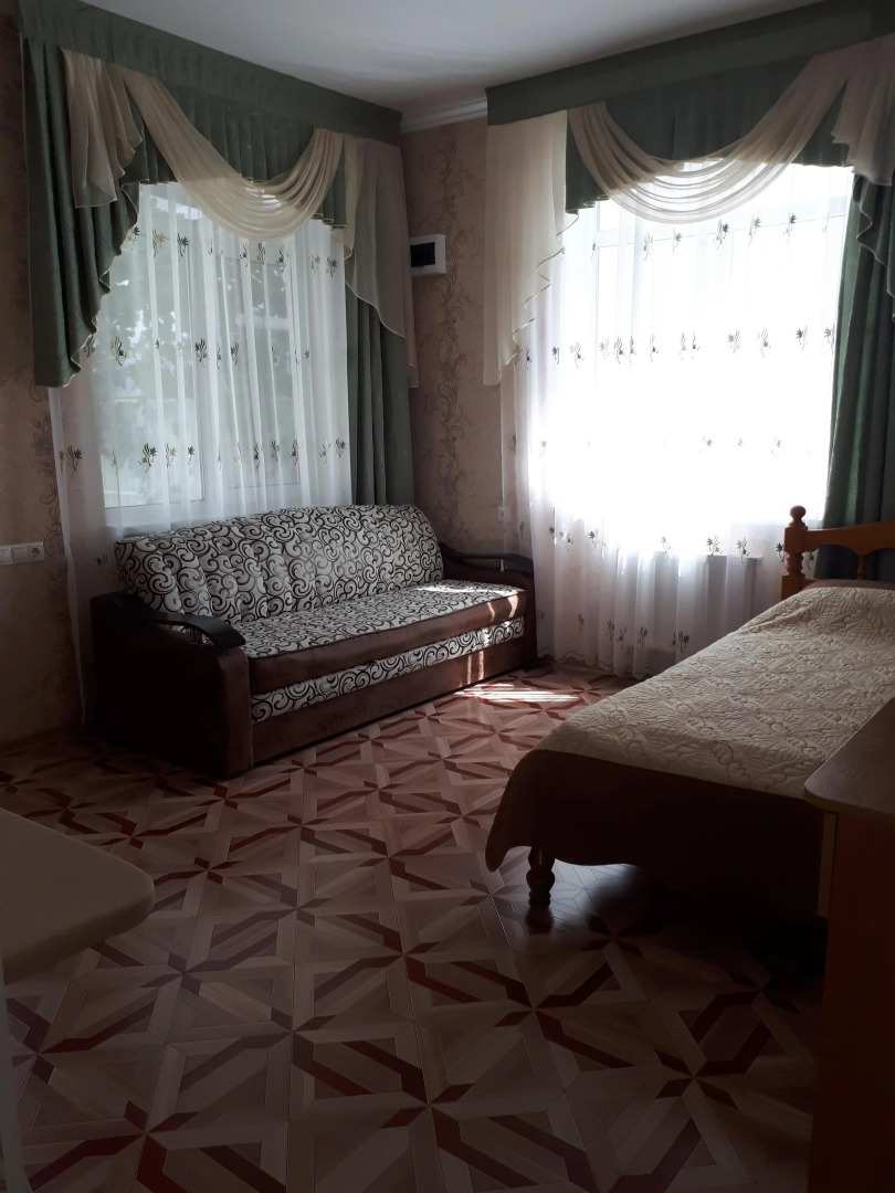 Гостевой дом Южный дворик на Партизанской