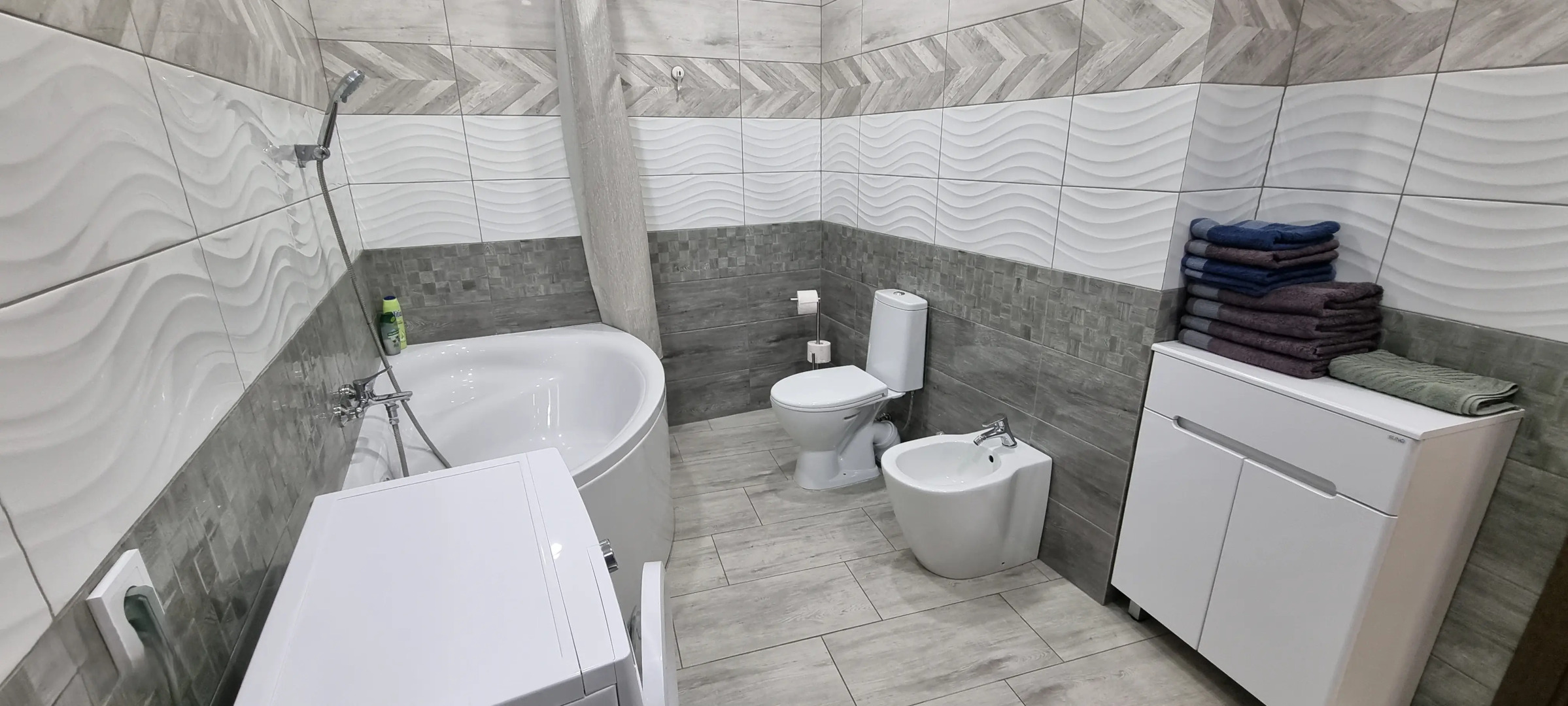 Апартаменты двухкомнатные в центре с террасой