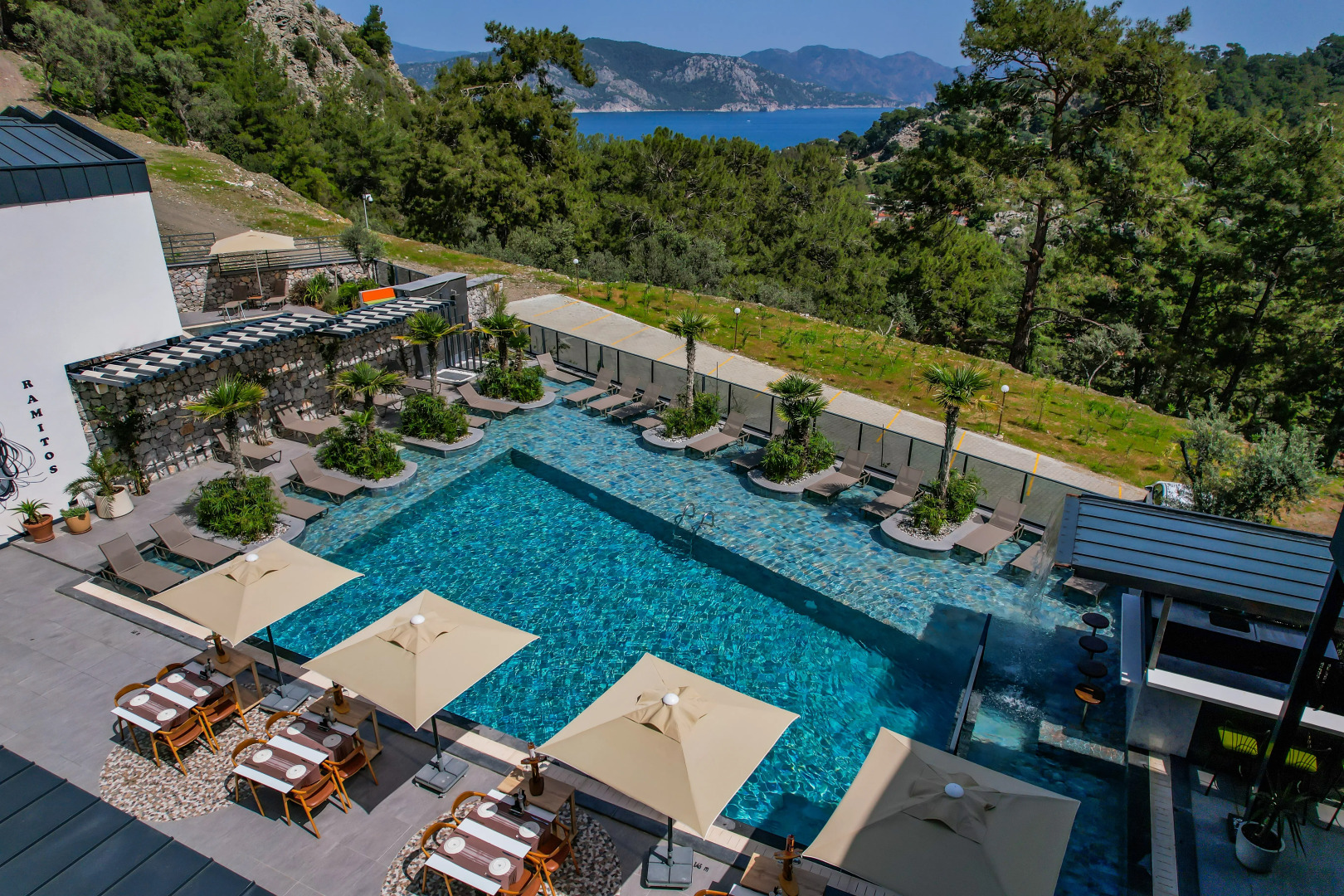 Ramitos Hotel