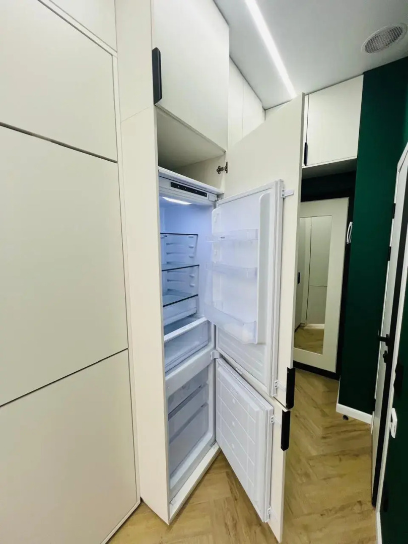 Апартаменты Студия с дизайнерским ремонтом с бассейном на крыше