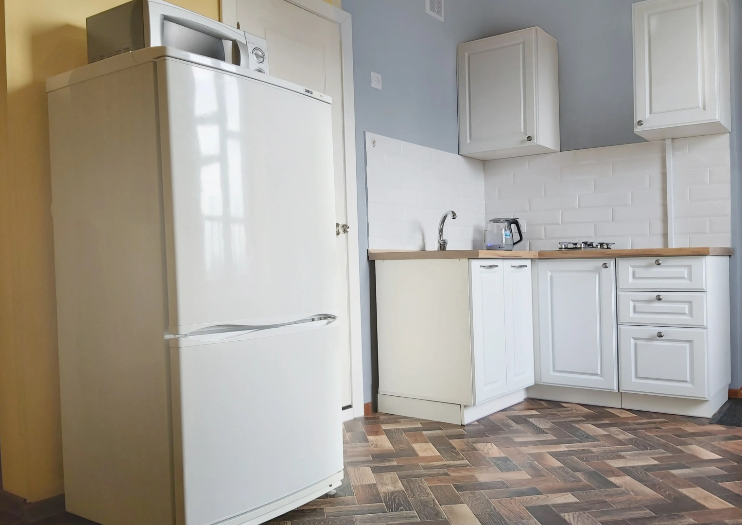 Апартаменты на Кирова 1 у жд вокзала Динамо