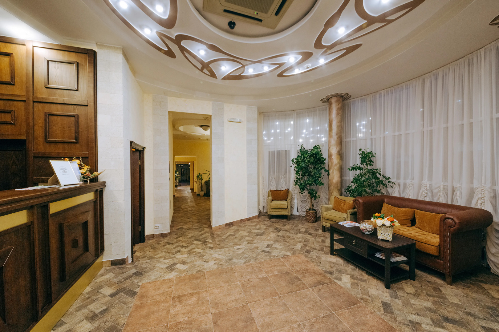 Отель Арагон