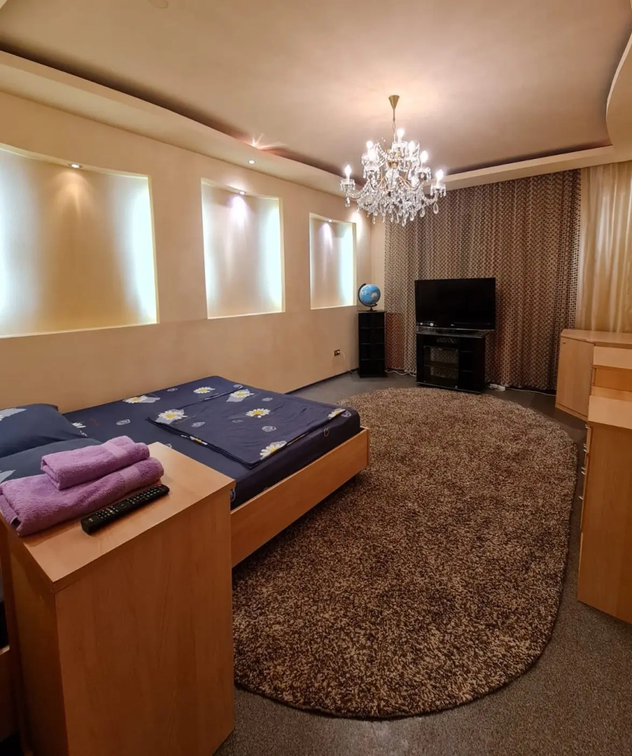 Апартаменты во Дворе Главного Офиса Норникеля