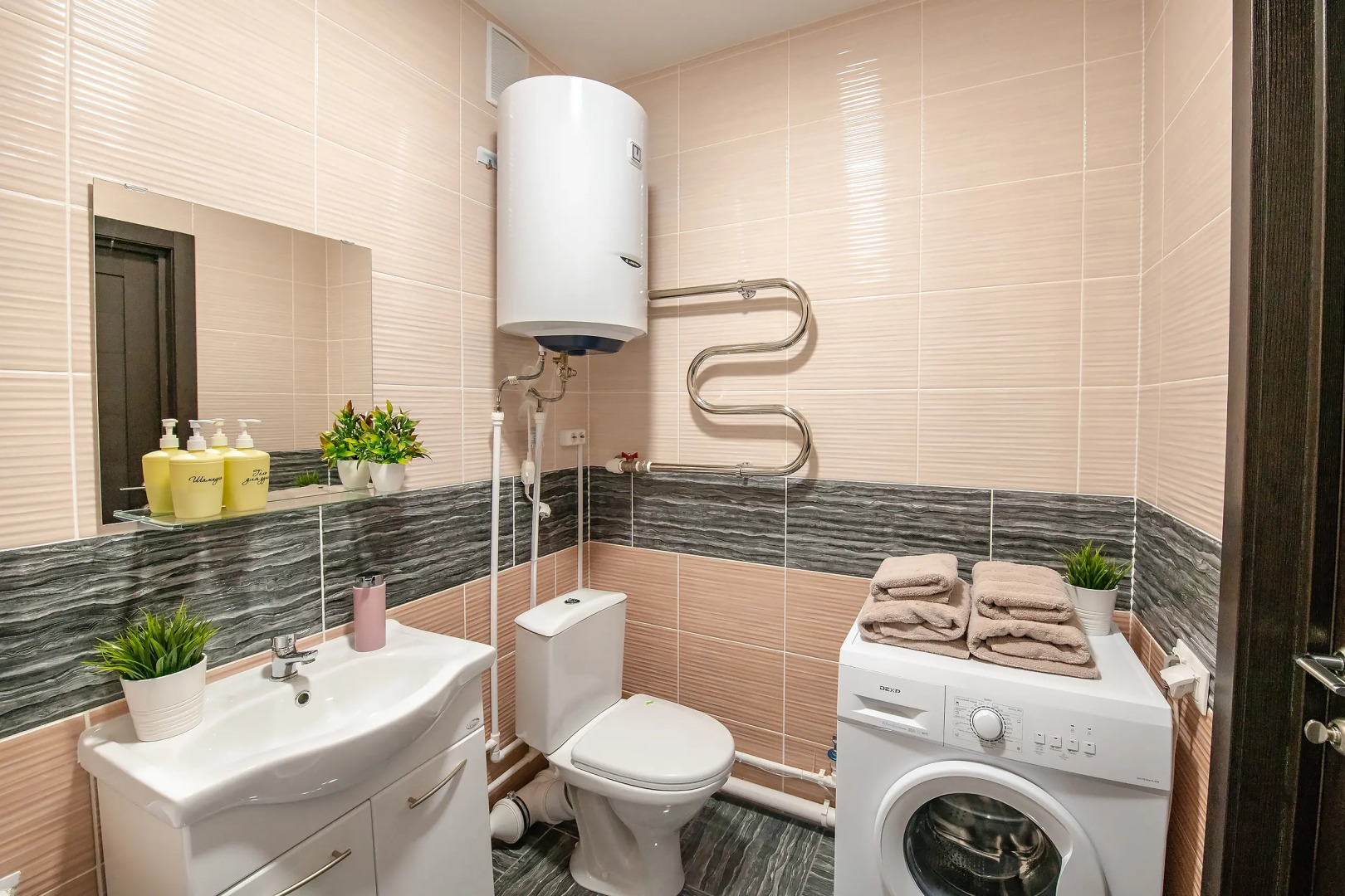 Апартаменты TopHouse на Можжевеловой 18, 8 этаж Двухкомнатные